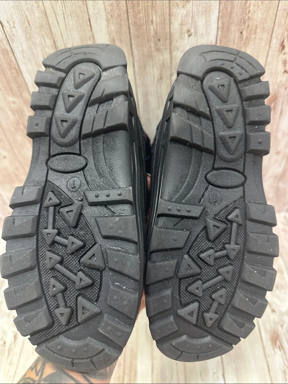 Kids Navy Snow Boots size 1 Dreampairs